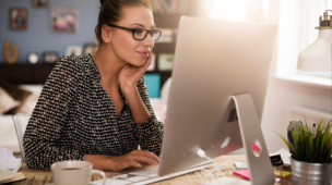 4 melhores nichos de blogs para donas de casa para ganhar dinheiro online trabalhando em casa